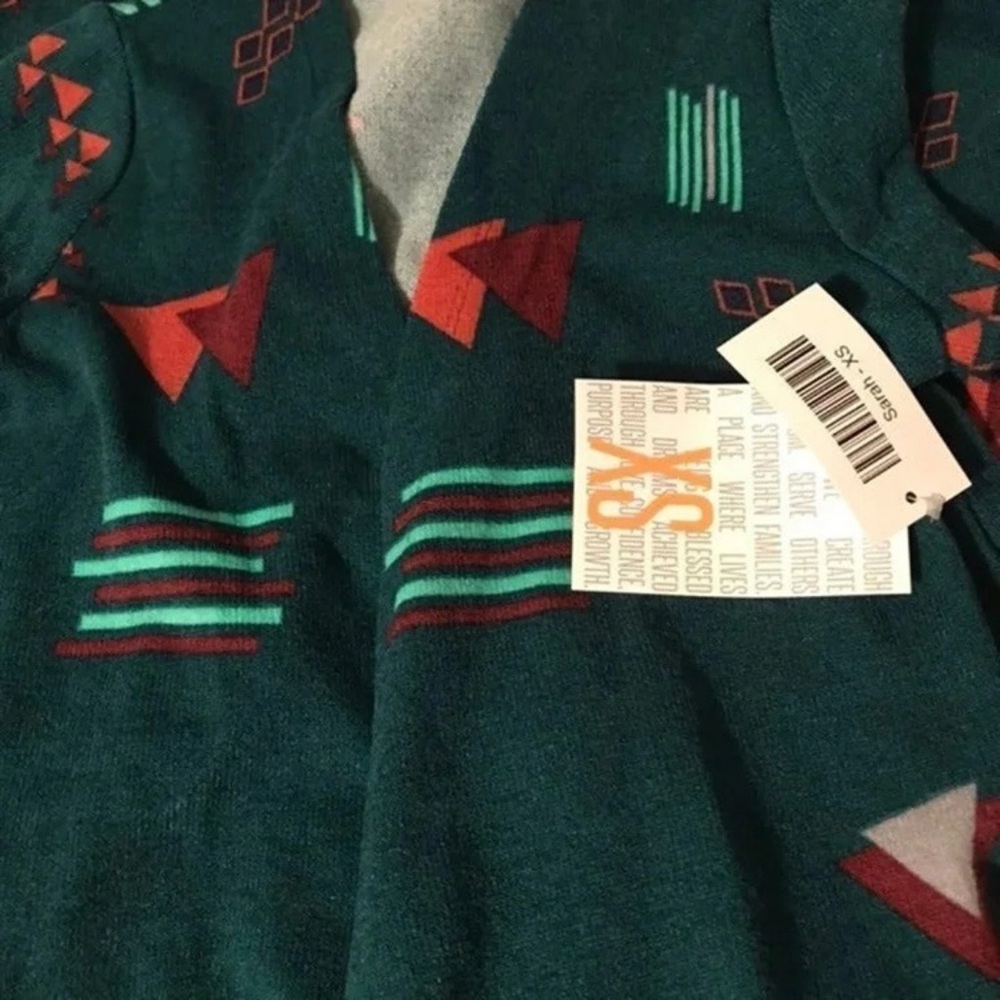 NWT LuLaRoe Sarah XS - Picture 1 of 2